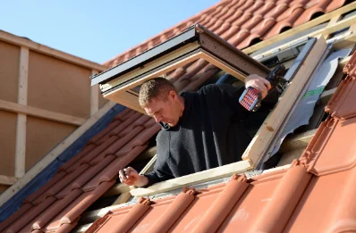 Pose de fenêtres de toit Velux à Pludual